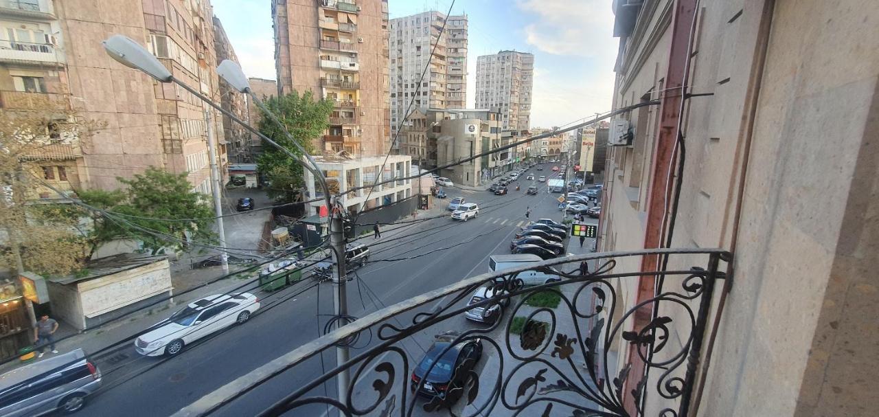 Guest House Yerevan Ngoại thất bức ảnh