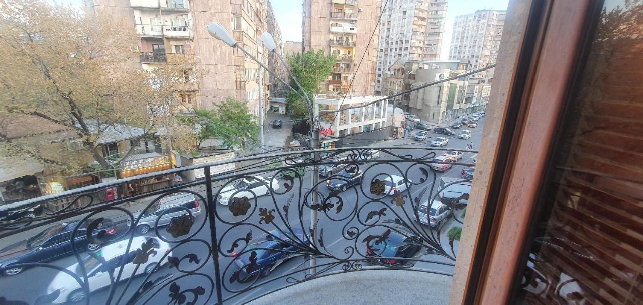 Guest House Yerevan Ngoại thất bức ảnh
